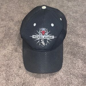 3/$13💕 Chicago Bulls and White Sox Hat